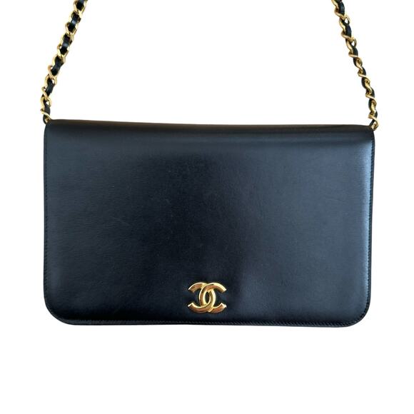 CHANEL Flap Bag Smooth Leather Black 24K Chain Vintage 80s RARE - Picture 2 of 15